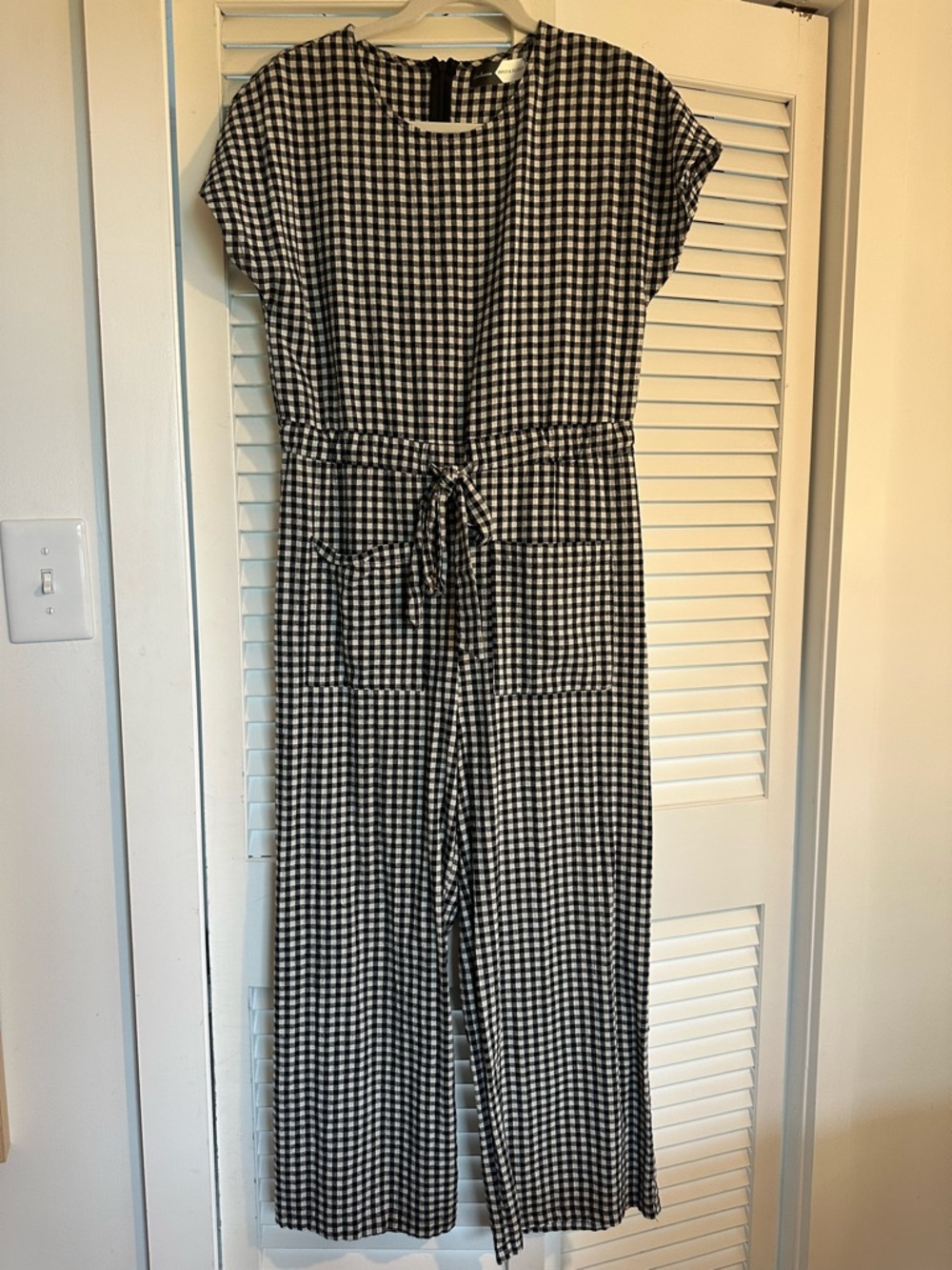 Piper and Scoot Black and White Gingham Jumpsuit with Tie Waist Size Small